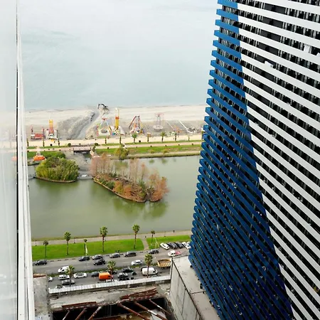 Lux Apart Hotel 555 Batumi Zewnętrze zdjęcie