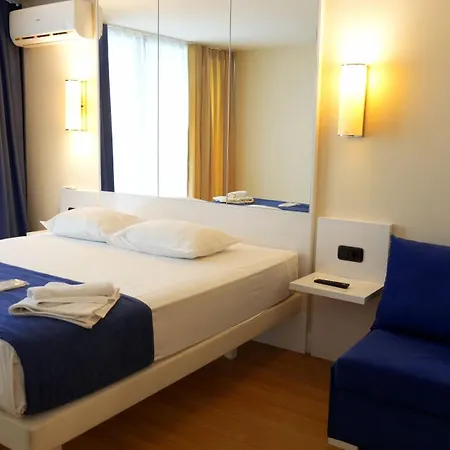 Lux Apart Hotel 555 Batumi Zewnętrze zdjęcie