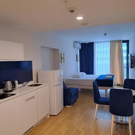 Lux Apart Hotel 555 Batumi Pokój zdjęcie