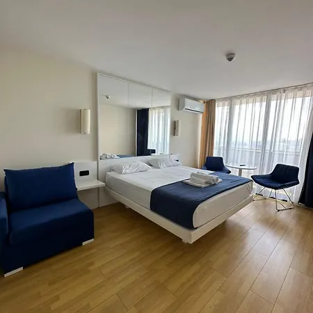 Lux Apart Hotel 555 Batumi Pokój zdjęcie